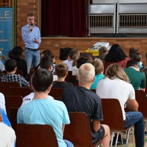 Fit für digitale Welten: Vortrag an der Landgraf-Ulrich-Schule